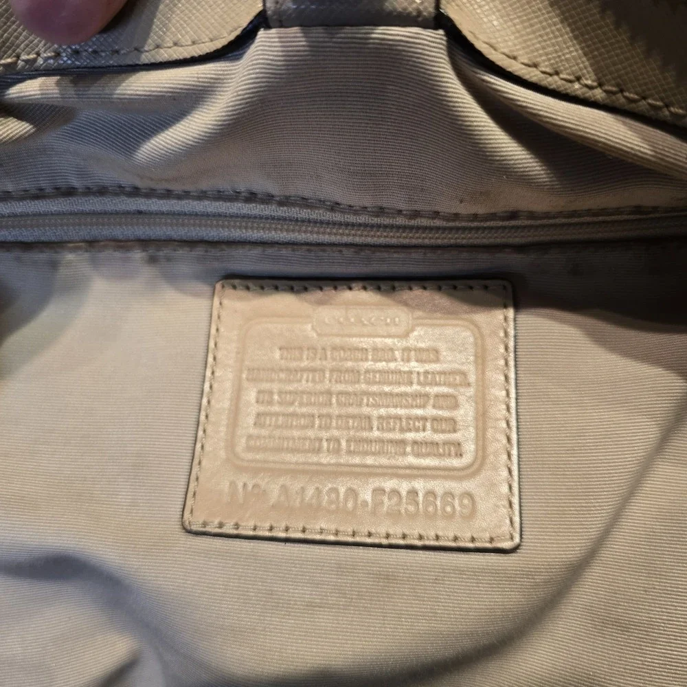 Coach Peyton Double Zip Carryall‎ 25669 PURSE (PU220
